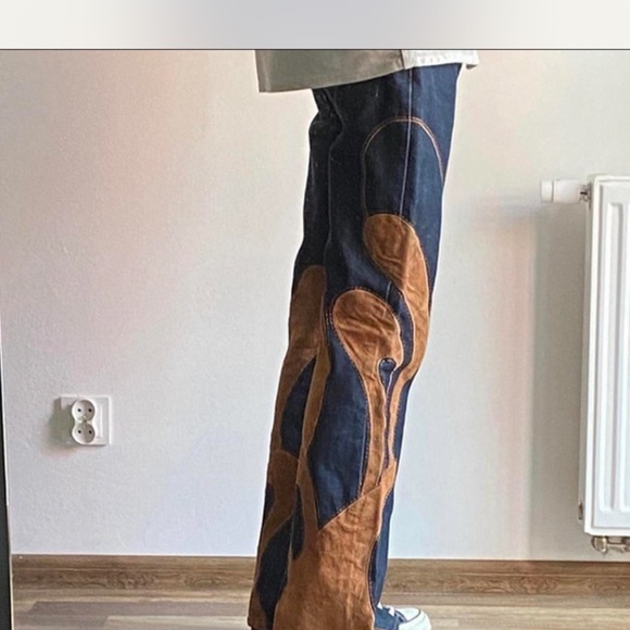 Dolce & Gabbana Jeans with embroidered suede - Picture 4 of 6